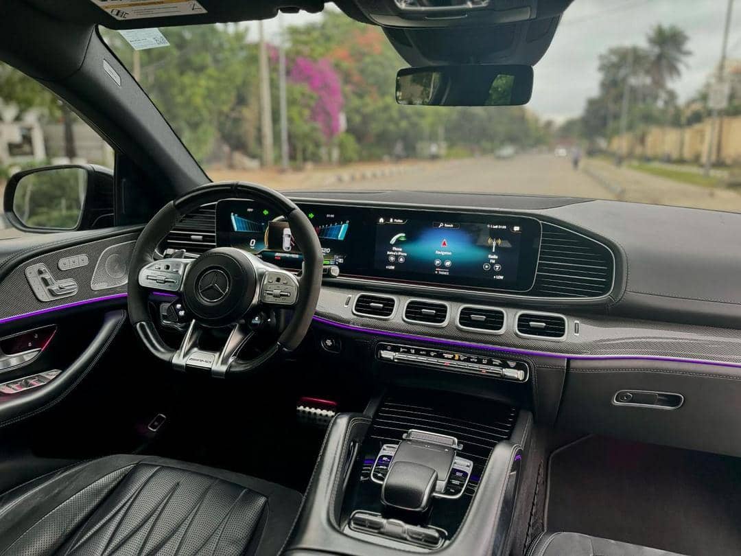Benz GLE53 for rent by FEEN LUXURY RENTALS
