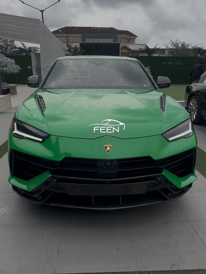 LAMBORGHINI URUS for rent by FEEN LUXURY RENTALS
