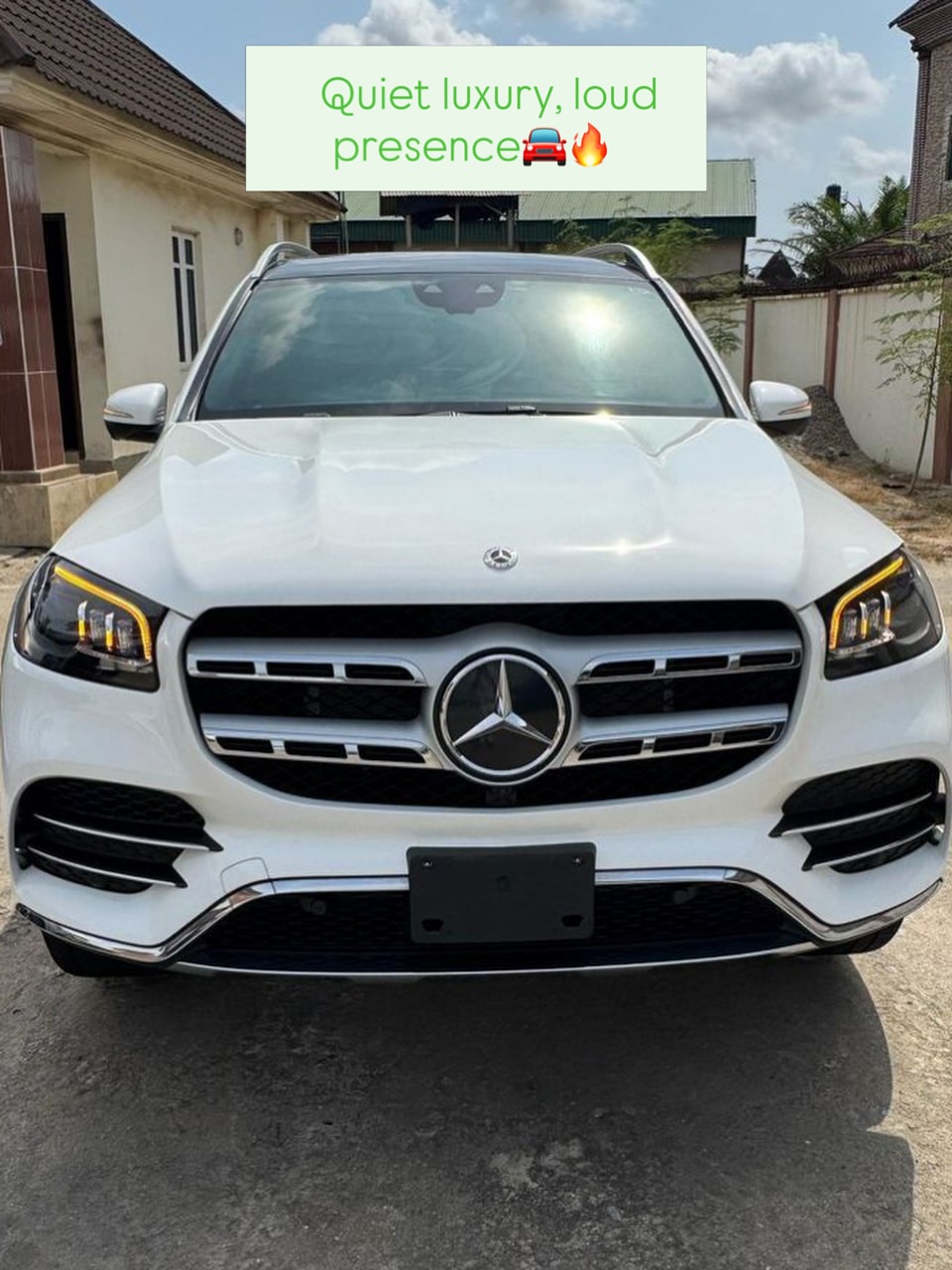 GLC 550 2023 for rent by FEEN LUXURY RENTALS
