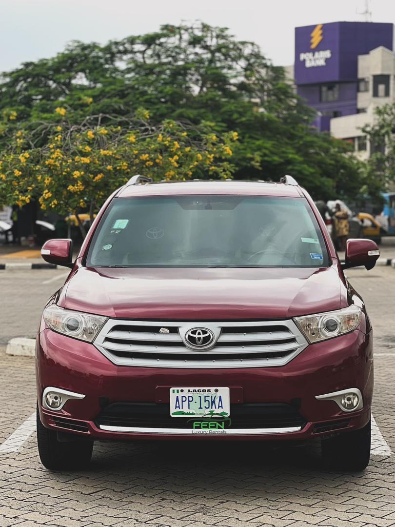 2013 Toyota Highlander for rent by FEEN LUXURY RENTALS